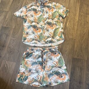 🌴🍍Tropical Print Shirt and Shorts Set🍍🌴